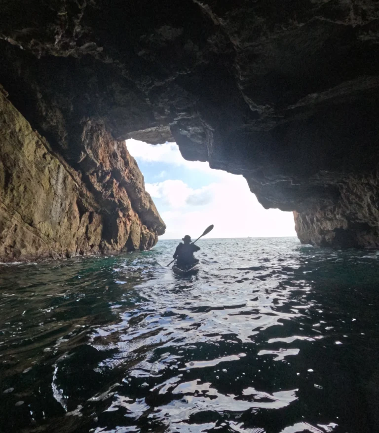 cueva natural denia kayak